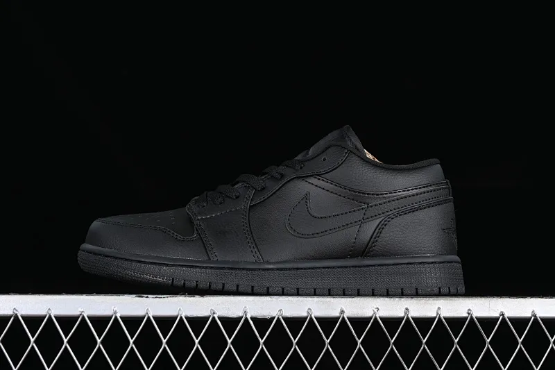 All categories Air Jordan Jordan series basketball shoes Air Jordan 1 Low Z version Air Jordan 1 Low AJ1 Joe 1 black and gray low-top cultural casual sneakers 553558-091